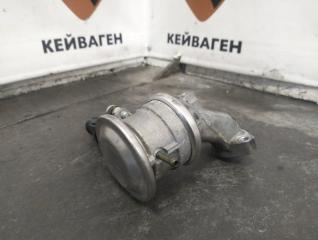 Фото запчасти клапан рециркуляции отработанных газов левый Audi A8 2011 контрактная запчасть Запчасть клапан рециркуляции отработанных газов левый Audi A8 2011