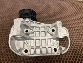 Кронштейн генератора Q7 2009 4L CAS 3.0 TDI