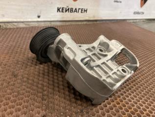 Кронштейн генератора Q7 2009 4L CAS 3.0 TDI