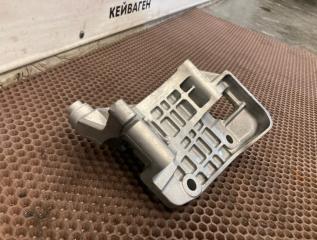 Кронштейн генератора Touareg 2011 7L CRC 3.0 TDI