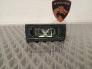Фото запчасти подсветка номера Land Rover Discovery Sport 2016 контрактная запчасть Запчасть подсветка номера Land Rover Discovery Sport 2016