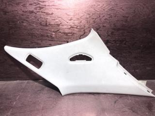 Запчасть накладка задней стойки левая Mazda Millenia 1999