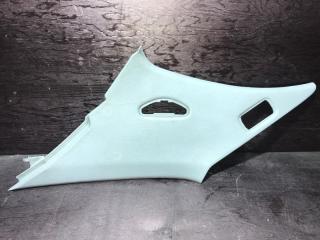 Запчасть накладка задней стойки правая Mazda Millenia 1999