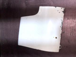 Запчасть накладка на порог наружная передняя левая Mazda Millenia 1999