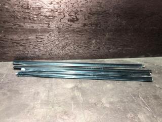 Запчасть молдинг водослива Kia Spectra 2006