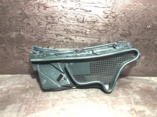 Запчасть решетка под лобовое стекло передняя правая Mercedes-Benz E320 1998