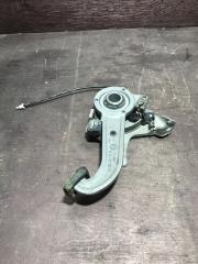 Запчасть педаль стояночного тормоза Mercedes-Benz E320 1998