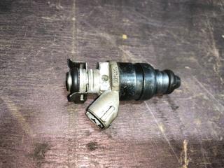 Запчасть форсунка топливная Mitsubishi Colt 2006