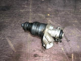 Запчасть форсунка топливная Mitsubishi Colt 2006