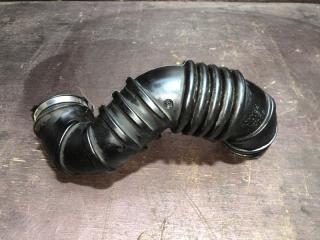 Запчасть патрубок воздушного фильтра Mitsubishi Colt 2006