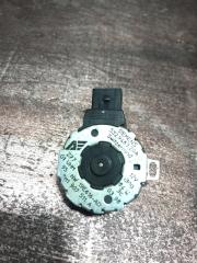 Запчасть сервопривод заслонок печки передний Ford Galaxy 1998