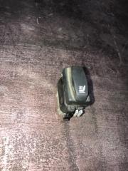 Запчасть кнопка обогрева сидений передняя Nissan Almera 2014