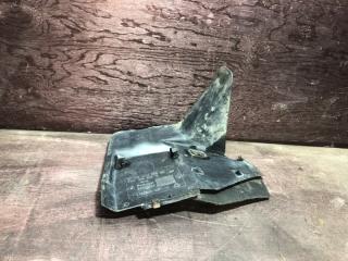 Запчасть крышка короба аккумулятора Ford Galaxy 1998