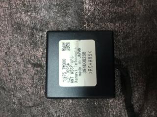 Фото запчасти антенна gps Nissan Skyline 2005 Б/У запчасть Запчасть антенна gps Nissan Skyline 2005