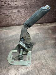 Запчасть рычаг стояночного тормоза Ford Focus 2007