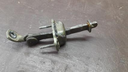 Запчасть ограничитель двери Ford Fiesta 1998