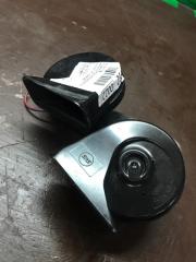 Запчасть звуковой сигнал Mitsubishi Montero Sport 2002