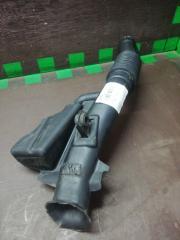 Запчасть воздухозаборник Mazda Demio 2002