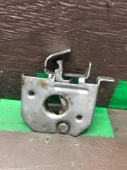 Запчасть замок капота Renault Megane 2005