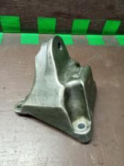 Запчасть кронштейн опоры двигателя задний Renault Megane 2005