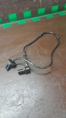 Запчасть датчик abs задний правый Mercedes-Benz E-Class 2000