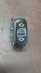 Запчасть кнопка стеклоподъемника Mercedes-Benz E-Class 2000