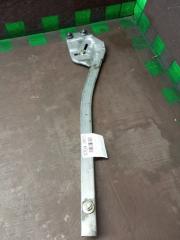 Запчасть направляющая стекла двери передняя правая Subaru Legacy 1993