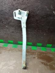 Запчасть направляющая стекла двери задняя правая Subaru Legacy 1993