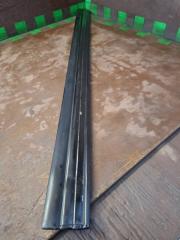 Запчасть молдинг двери передний левый Subaru Legacy 1993