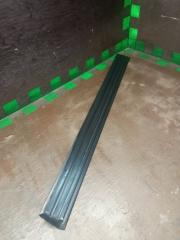 Запчасть молдинг двери задний правый Subaru Legacy 1993