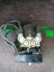 Блок ABS Nissan Maxima 1995 A32 VQ20DE 4760031U10 Б/У
