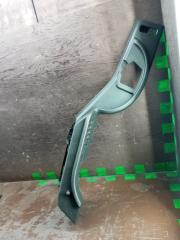 Запчасть кронштейн полки багажника Skoda Superb 2009