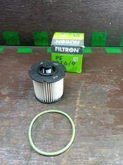 Запчасть фильтр топливный Ford Focus 2013