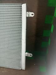 Радиатор охлаждения двигателя A6 2009 C6