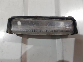 Запчасть подсветка номера Toyota Yaris 2005-2010