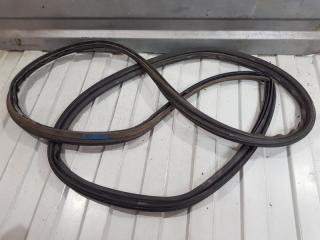 Запчасть уплотнительная резинка двери багажника Great Wall Hover 2005-2010