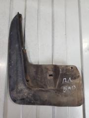 Запчасть брызговик передний левый BMW 5 1987-1996