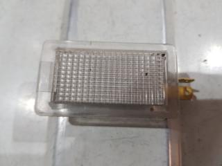 Фото запчасти плафон подсветки салона KIA Mohave 2009 Б/У запчасть Запчасть плафон подсветки салона KIA Mohave 2009