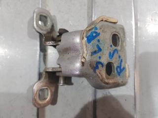 Петля двери задней левой верхняя Renault Sandero 2013