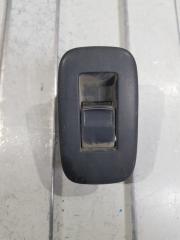 Запчасть кнопка стеклоподъемника задняя правая Toyota Auris 2006-2012