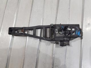 Запчасть кронштейн ручки двери передней левой Ford Focus 2 2005-2011