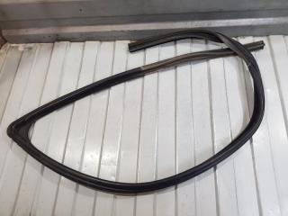 Уплотнитель двери передней левой Renault Logan 2009