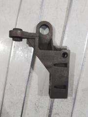 Кронштейн двигателя левый Renault Logan 2009