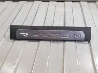 Накладка порога задняя левая SsangYong Rexton 2010 Б/У Накладка порога задняя левая SsangYong Rexton 2010