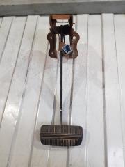 Фото запчасти педаль тормоза Nissan March 2000 Б/У запчасть Запчасть педаль тормоза Nissan March 2000