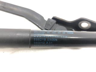 Амортизатор крышки багажника GT 86 2013 ZN6 FA20