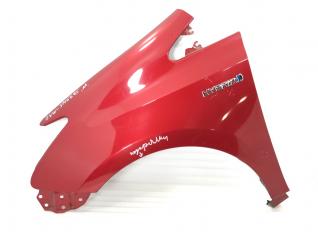 Запчасть крыло переднее левое Toyota Prius Alpha 2011
