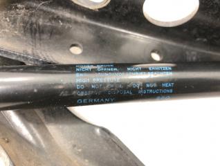Петля капота A6 2012 4G2 CHVA Петля капота A6 2012 4G2 CHVA