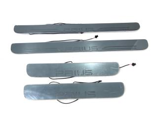 Накладка на порог Toyota Prius