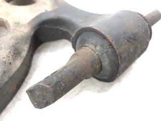 Рычаг передний левый Toyota Harrier MCU15 1MZFE